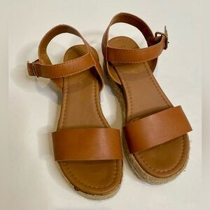 Francesca's Collections Tan Leather Espadrille Sandals